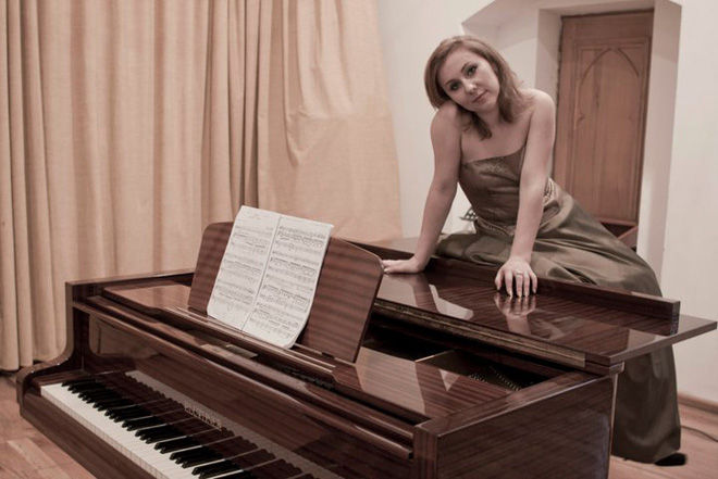 Актриса и оперная исполнительница Юлия Гейдарова - Сидорова представила проект "От Шахерезады до Леди" (ФОТО)