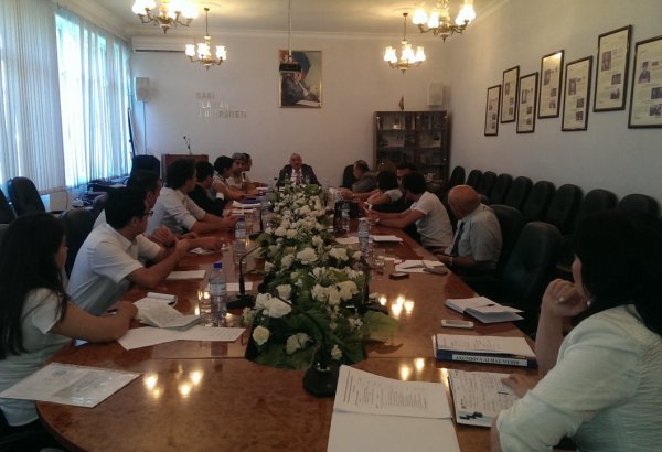 Фонд знаний при Президенте Азербайджана приступил к своей деятельности