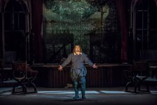 Авез Абдулла с большим успехом выступил  в Чили в опере «Отелло» (ФОТО)