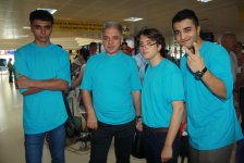 Азербайджанские школьники и студенты отправились в учебно-ознакомительную поездку по России (ФОТО)