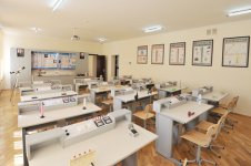 Президент Азербайджана ознакомился со зданием одной из бакинских средних школ после капремонта и реконструкции