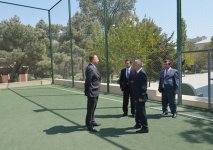 Президент Азербайджана ознакомился со зданием одной из бакинских средних школ после капремонта и реконструкции