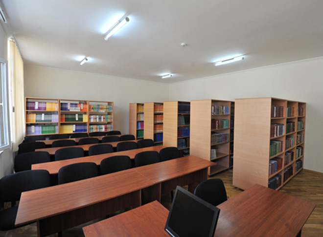 Президент Азербайджана ознакомился со зданием одной из бакинских средних школ после капремонта и реконструкции