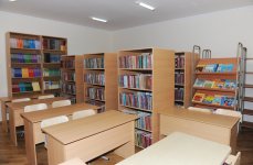 Президент Азербайджана ознакомился с новым корпусом одной из бакинских школ после капремонта и реконструкции  (ФОТО)