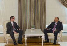 Президент Азербайджана принял посла Польши