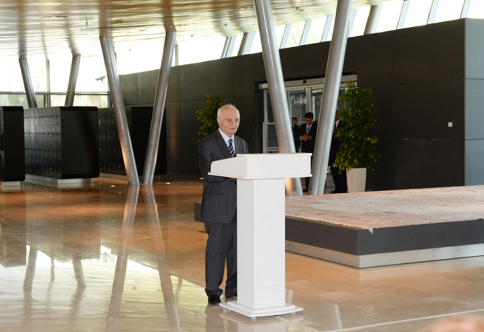 Президент Ильхам Алиев: Азербайджан – это родина искусства ковроткачества (ФОТО)