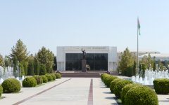 Президент Азербайджана совершает визит в Бейлаганский район (ФОТО)