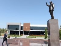 Президент Азербайджана совершает визит в Бейлаганский район (ФОТО)