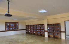 Президент Азербайджана ознакомился со зданием бакинской школы № 46 после капремонта и реконструкции (ФОТО)