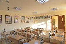 Президент Азербайджана ознакомился со зданием бакинской школы № 46 после капремонта и реконструкции (ФОТО)