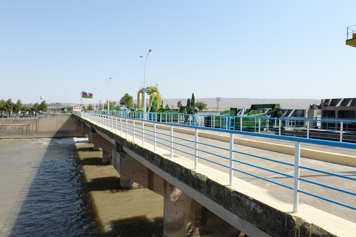 Президент Ильхам Алиев ознакомился с деятельностью Миль-Муганского гидроузла (ФОТО)