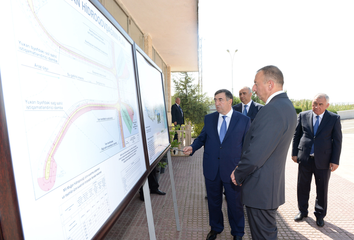 Президент Ильхам Алиев ознакомился с деятельностью Миль-Муганского гидроузла (ФОТО)