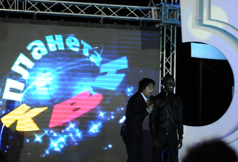 На побережье Каспия прошел гала-концерт фестиваля КВН "Бакинские каникулы" (ФОТО)