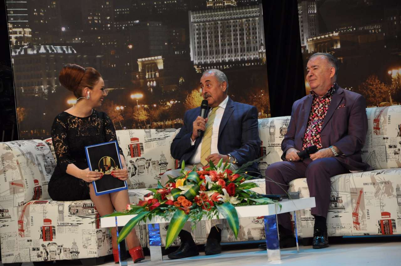 Роза Зяргярли стала ведущей проекта "Бакинское время", посвященного корифеям искусства (ФОТО)