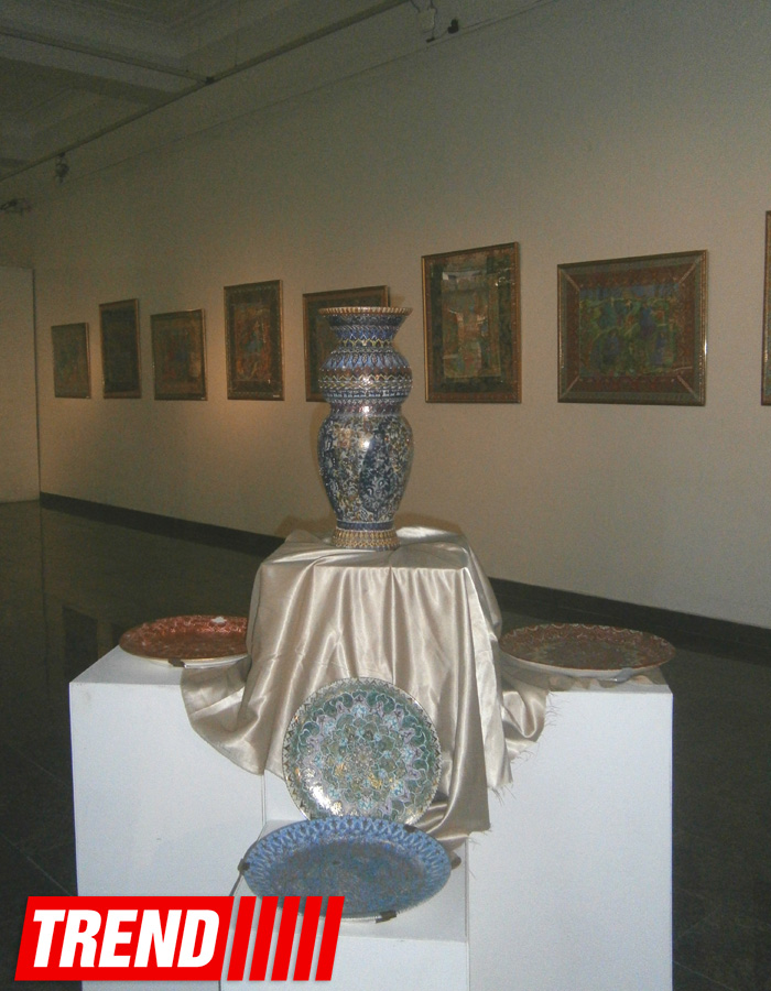 В Баку открылся вернисаж оригинальных работ Наили Султан (ФОТО)