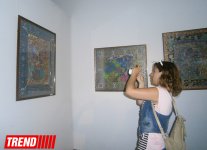 В Баку открылся вернисаж оригинальных работ Наили Султан (ФОТО)