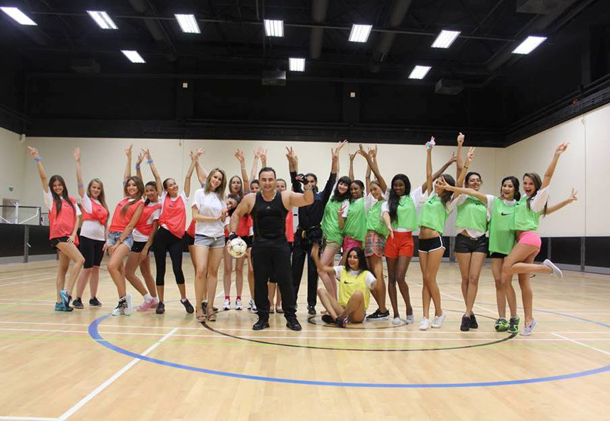 Красавицы со всего мира сыграли в Баку футбол, занялись йогой и климбингом (ФОТО)