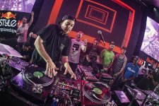 В Баку выбран чемпион мира среди ди-джеев Red Bull Thre3Style (ФОТО)