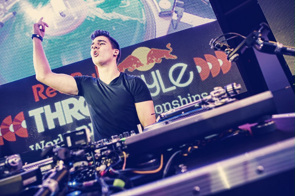 В Баку выбран чемпион мира среди ди-джеев Red Bull Thre3Style (ФОТО)