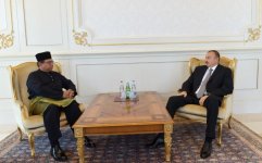 Президент Азербайджана принял верительные грамоты послов ряда стран  (ФОТО)