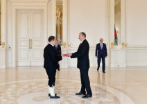 Президент Азербайджана принял верительные грамоты послов ряда стран  (ФОТО)
