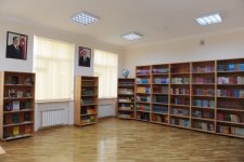 Президент Ильхам Алиев ознакомился с условиями в бакинских школах номер 32 и 12 после ремонта и реконструкции (ФОТО)