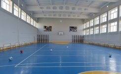 Президент Ильхам Алиев ознакомился с условиями в бакинских школах номер 32 и 12 после ремонта и реконструкции (ФОТО)