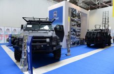 Ильхам Алиев ознакомился с первой Азербайджанской международной выставкой оборонной промышленности (ФОТО)