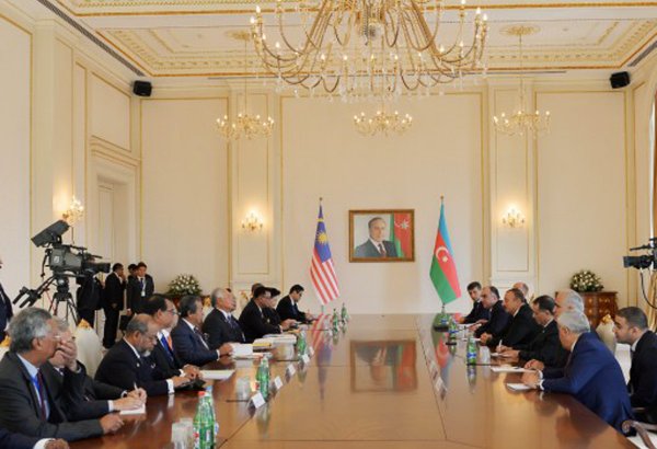 Ильхам Алиев: Малайзия для Азербайджана – близкий друг и партнер