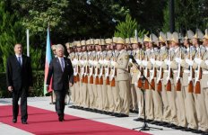В Баку состоялась церемония официальной встречи премьер-министра Малайзии (ФОТО)