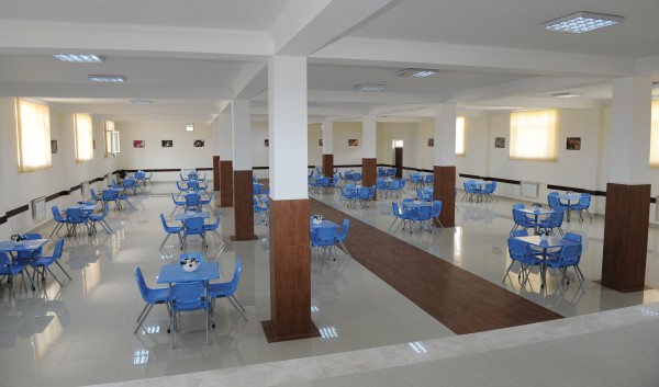 Президент Азербайджана принял участие в открытии новых зданий средних школ в поселке Амирджан и Бинагадинском районе Баку (ФОТО)