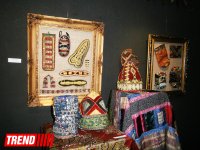 "Азербайджанская национальная одежда": очарование работ Камали К. Янссон (ФОТО)