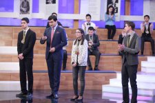 Интеллектуальное шоу "Parlaq Zəka" начинает новый сезон – отличный шанс для обучения за рубежом (ФОТО)