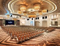 Театрально-концертное агентство "Премьера" представляет: Впервые в Баку легендарный Андрей Макаревич и Оркестр креольского танго!