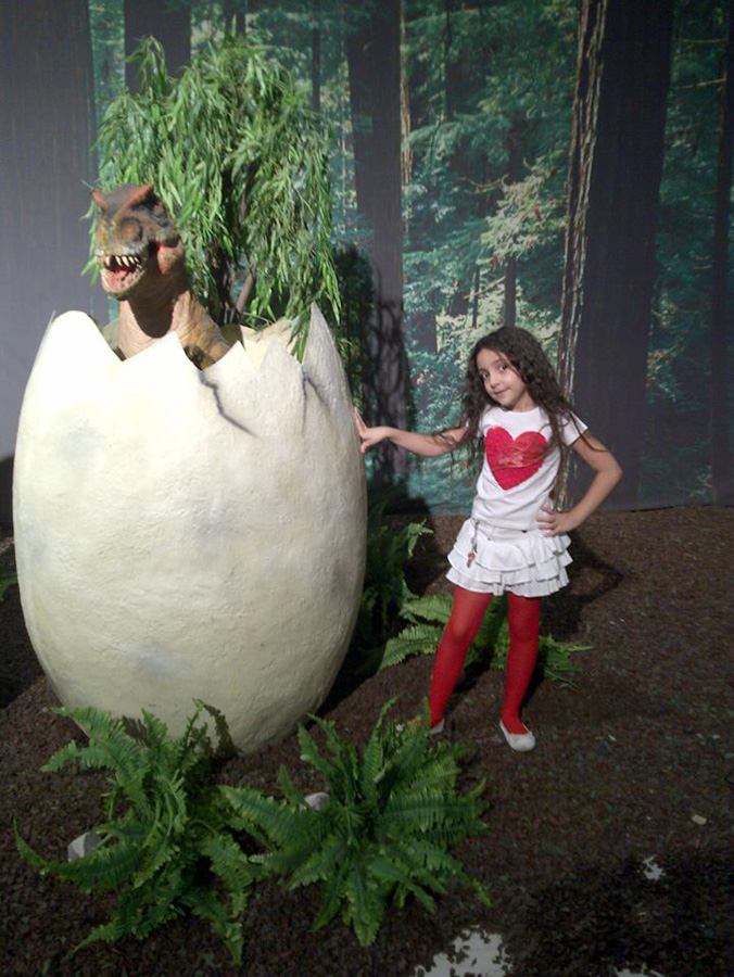 Бакинские школьники совершили доисторическое путешествие - в гостях у динозавров (ФОТО)