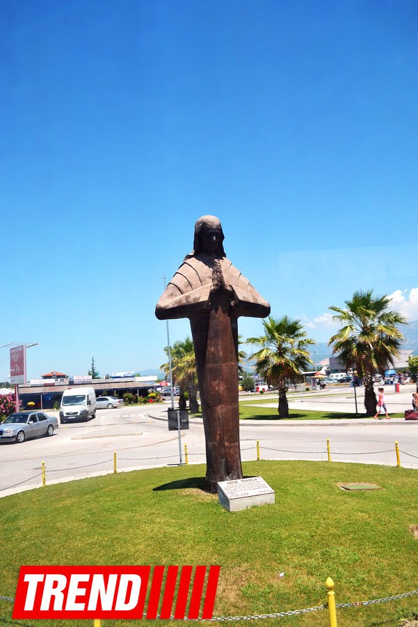 Путешествие в Албанию – город-побратим Гянджи, старейший город Европы  (ФОТО)