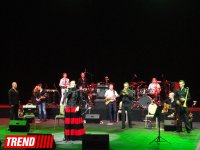 Неповторимая Елена Ваенга в Баку: импровизация и буря аплодисментов  (ФОТО)