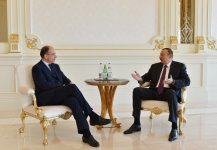 Президент Азербайджана принял экс-премьера Италии и экс-президента Эстонии