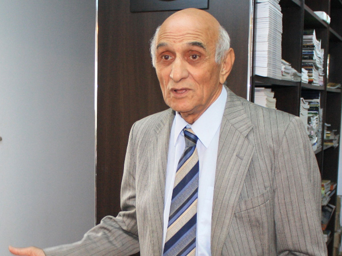 Дипломату-ветерану, бакинцу Сафару Бабаеву  сегодня - 75!