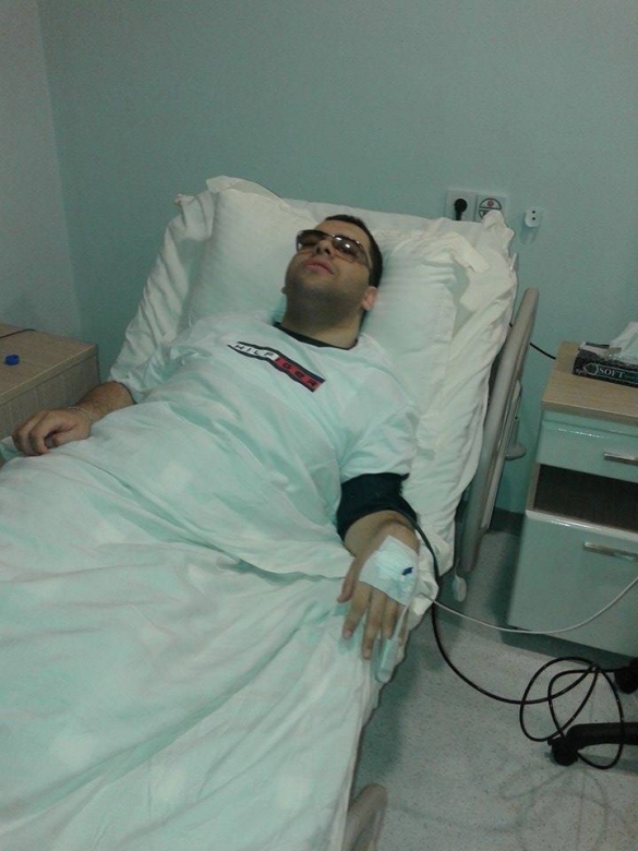 Госпитализирован популярный азербайджанский певец (ФОТО)