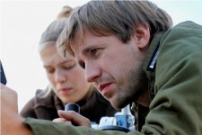 Он не был одинок - в коридоре шумел старый холодильник... (ФОТО)