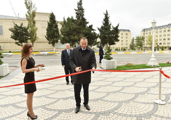 Президент Азербайджана принял участие в открытии шахматной школы в Хырдалане (ФОТО)