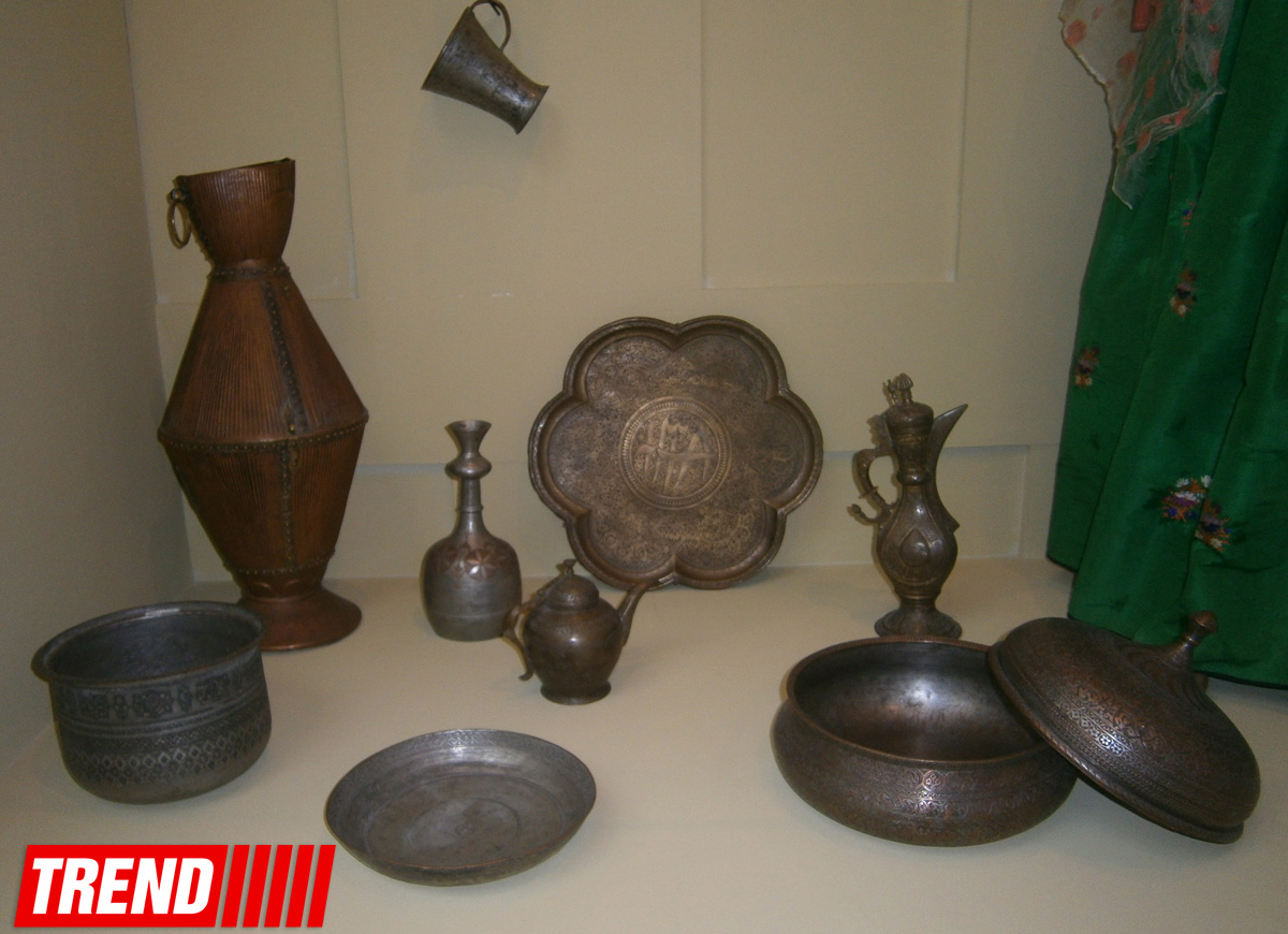 "Традиционный текстиль Кавказа и Центральной Азии" в Баку - национальные костюмы, ткани, ковры (ФОТО)