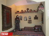 "Традиционный текстиль Кавказа и Центральной Азии" в Баку - национальные костюмы, ткани, ковры (ФОТО)