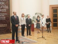 "Традиционный текстиль Кавказа и Центральной Азии" в Баку - национальные костюмы, ткани, ковры (ФОТО)