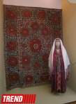 "Традиционный текстиль Кавказа и Центральной Азии" в Баку - национальные костюмы, ткани, ковры (ФОТО)