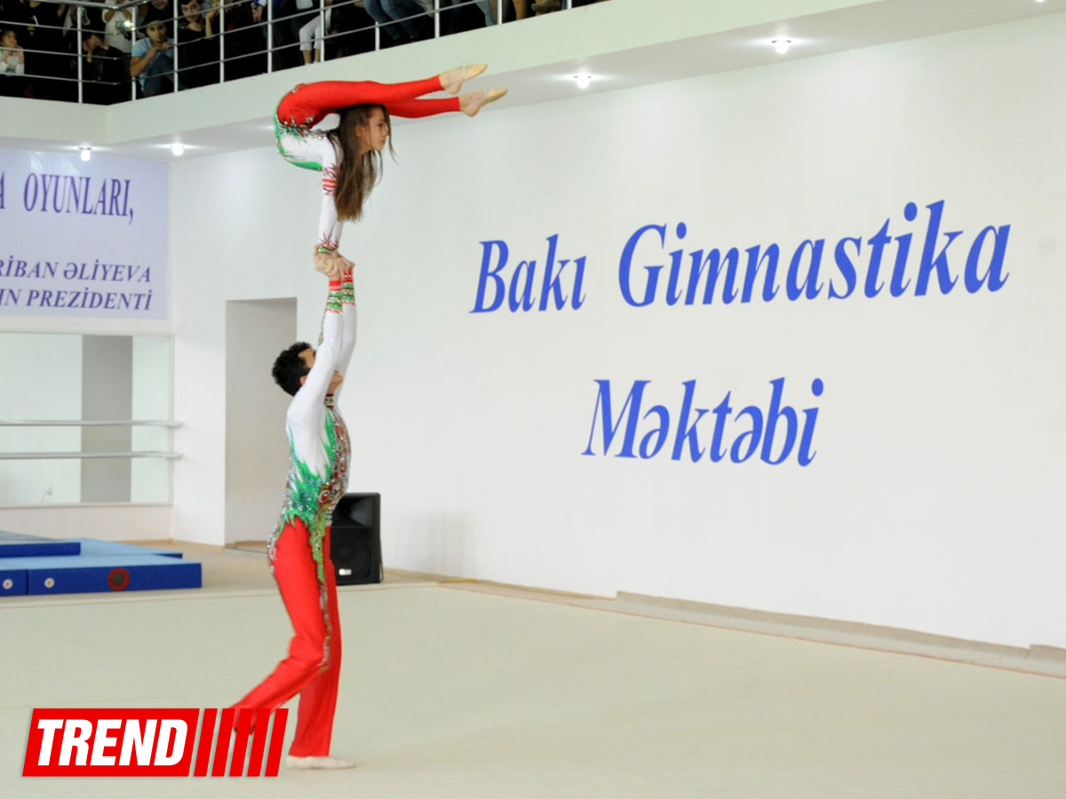 В Бакинской школе гимнастики состоялись гала-выступления (ФОТО)
