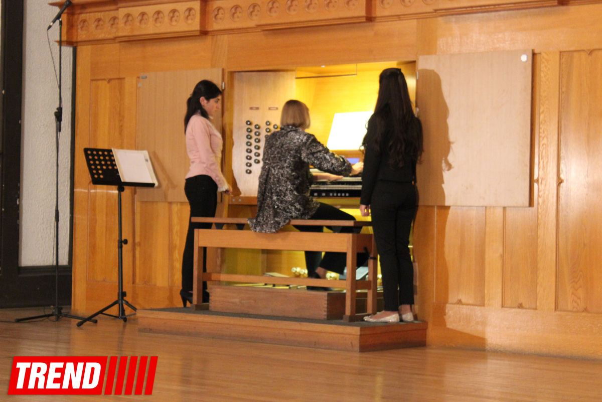 Юбилей Арифа Мирзоева в Баку - основоположник религиозно-мемориальной органной и полифонической музыки (ФОТО)