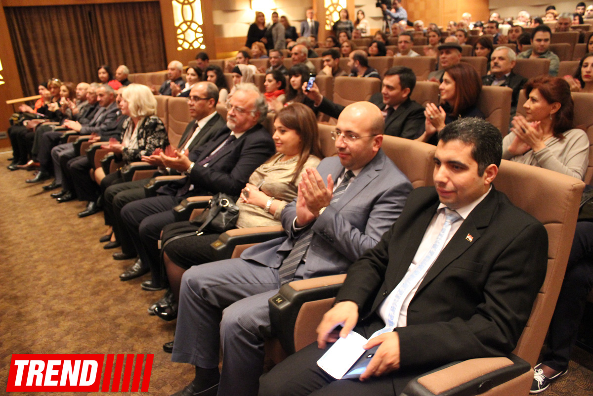 В Баку состоялась торжественная премьера фильма "Тень мудреца" о великом философе XIV века Сеиде Яхья Бакуви (ФОТО)