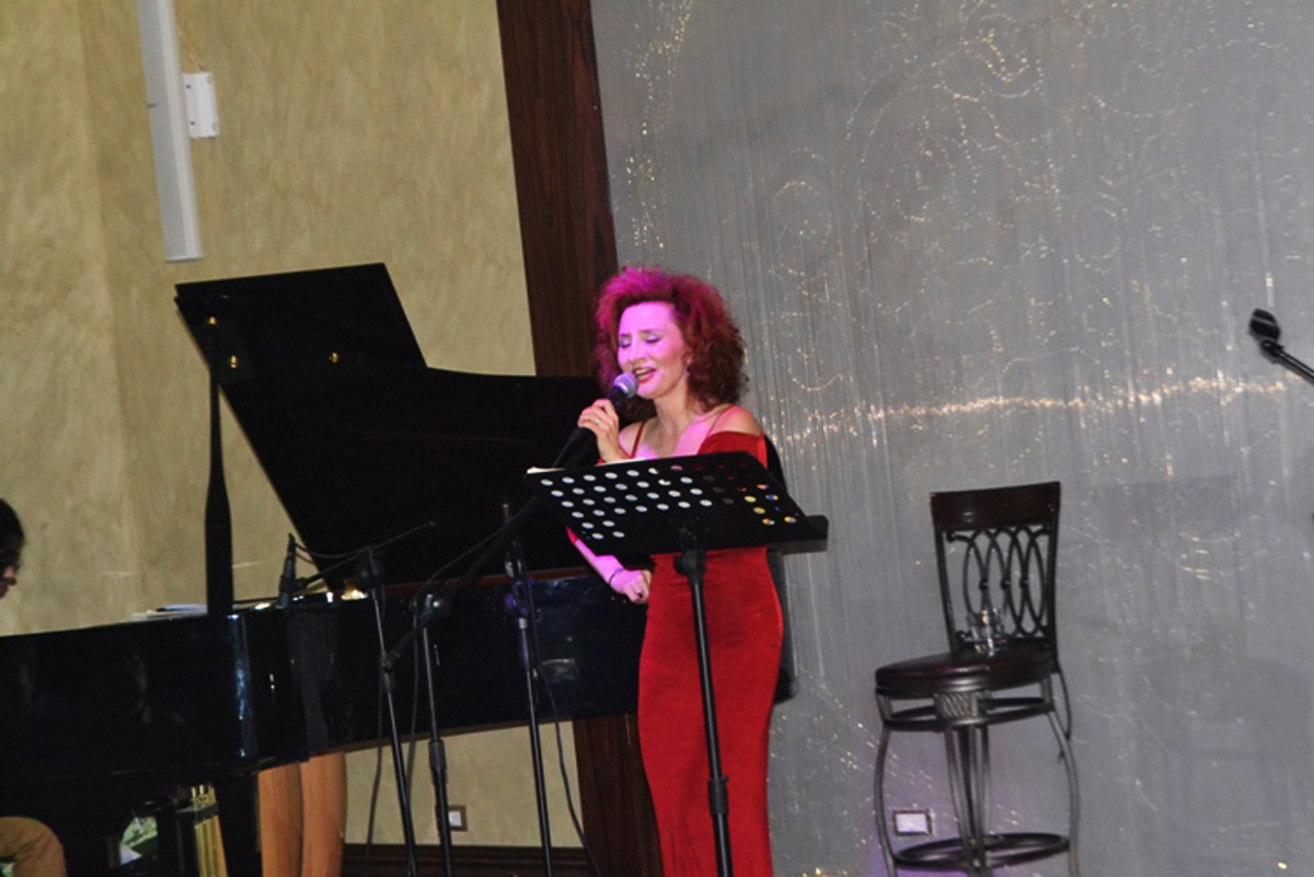 Оперная певица Ойа Эргюн покорила гостей турецкого джаз-фестиваля в Баку (ФОТО)